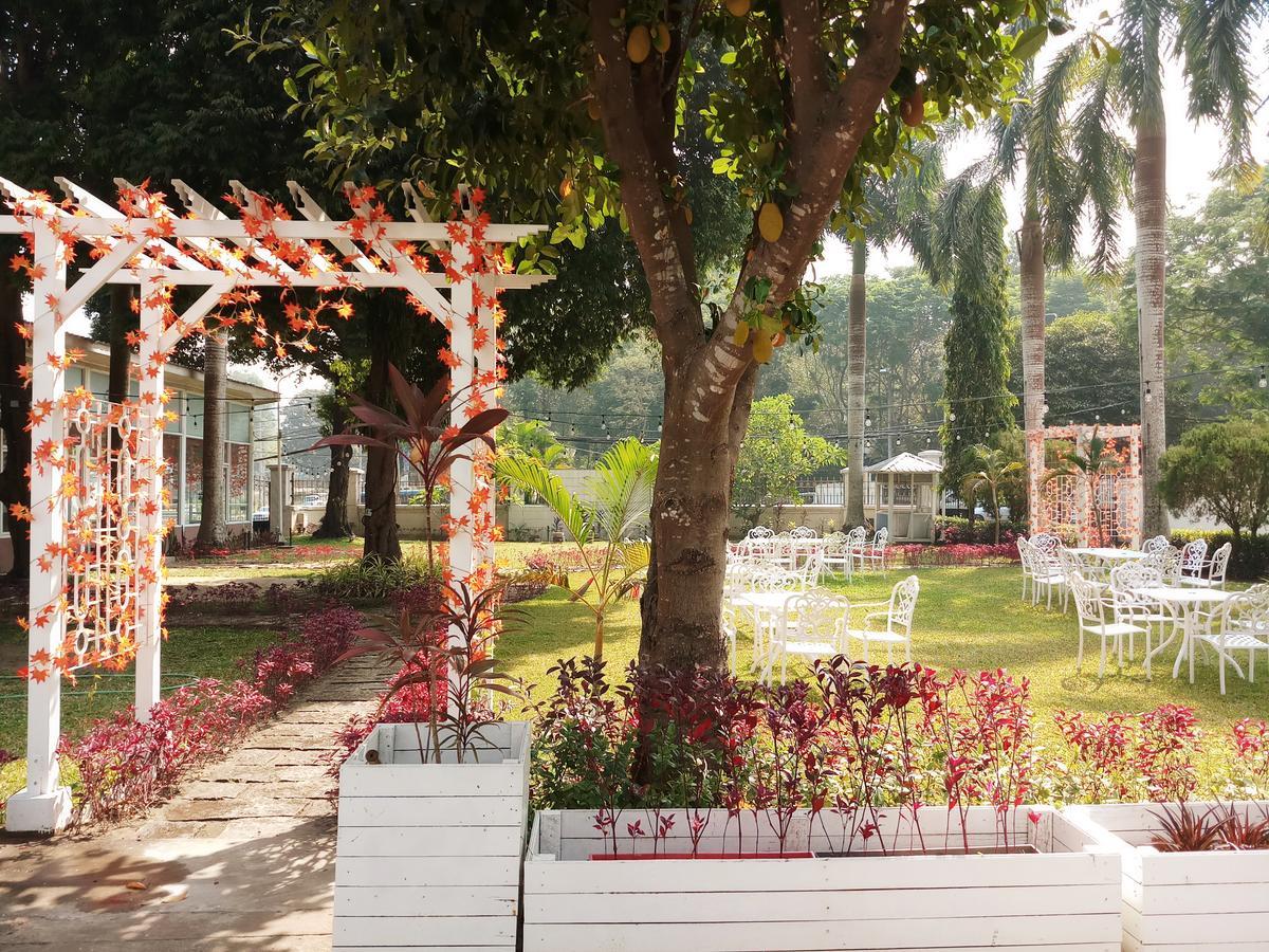 Ruby Garden Hotel Γιανγκόν Εξωτερικό φωτογραφία
